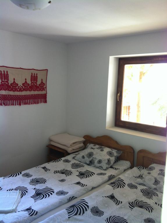 Veresko Villa Lacu Roșu Habitación foto